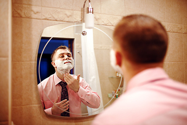 포토 JPG 해외이미지 전통 라이프스타일 손 남자 얼굴 아침 수염 주택 건강 한명 사람 소년 성인 머리 화장품 거품 거울 욕실 흰색 신선 최고 빨래 피부 크림 준비 상쾌 비누 목 손질 턱 돌봄 위생관리 해외202004 해외포토 주간 1 감정 어린이 컬러 가사 모션 관리 건물 생활 신체부위 위생용품 뷰티 파일형식 이미지허브