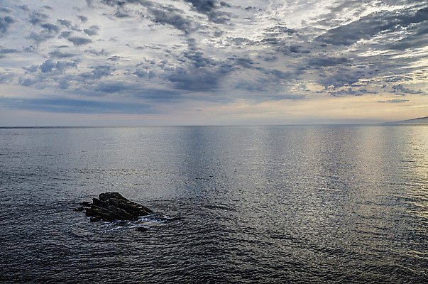 포토 JPG 해외이미지 구름 유럽 파도 오렌지 자연 하늘 날씨 그림자 풍경 사람없음 물 빛 컬러풀 태양 어둠 일몰 흐름 바위 스페인 벌레 보여주기 대서양 광 수평선 해외202004 해외포토 자연요소 나라 바다 컬러 곤충 컨셉 과일 모션 노을 돌_바위 생태계 파일형식 이미지허브