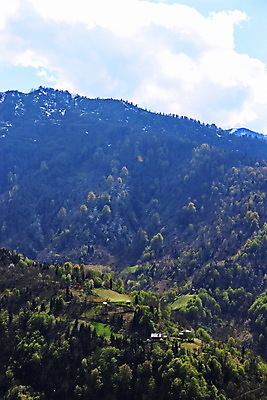 포토 JPG 해외이미지 여행 백그라운드 십자가 자연 하늘 휴가 산 파노라마 풍경 사람없음 야외 초록색 여름 햇빛 태양 마을 계곡 일몰 봄 숲 언덕 내추럴 절정 조지아 해외202004 해외포토 자연요소 계절 컬러 촬영기법 노을 생태계 동유럽 파일형식 이미지허브