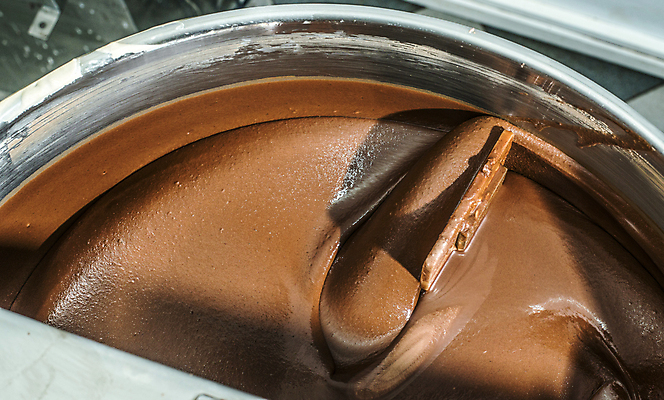 포토 JPG 해외이미지 실내 사람없음 초콜릿 기계 믹싱기계 섞기 해외202004 해외포토 디저트 내부 파일형식 이미지허브