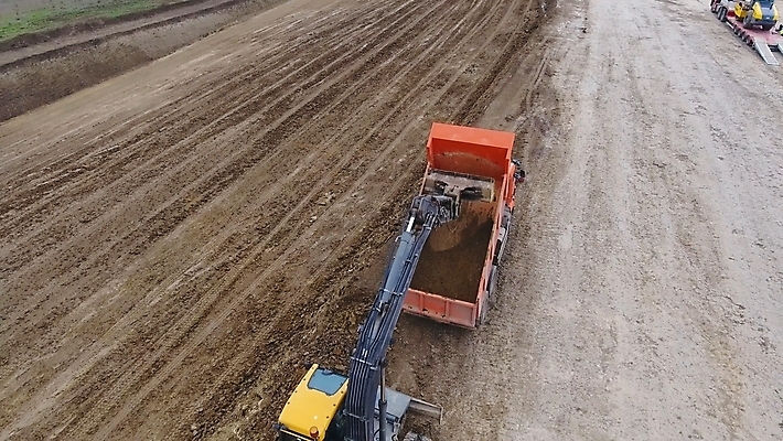 포토 JPG 해외이미지 산업 도로 지구 모래 교통시설 노동자 사람없음 건물 물 힘 기계 흙 장비 업무 원형 고속도로 아스팔트 땅 불도저 굴착기 삽 발굴 양동이 웅덩이 먼지 트랙터 무거움 공학 깨짐 땅바닥 땅파기 송곳 파이프라인 해외202004 해외포토 자연요소 도형 직업 건축물 교육 길 교통 컨셉 바닥 작업 중장비 무게 농기계 시설 파이프_관 특수차량 파일형식 이미지허브