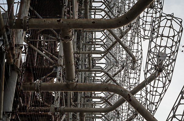 포토 JPG 해외이미지 모양 디자인 계절 산업 선 여행 백그라운드 곡선 통신 안테나 사람없음 야외 금속 과학기술 가을 위험 큼 비밀 사건 철 버리기 위협 군용 감염 감시 육군 공학 대칭 레이더 방사선 생태학 소비에트 스파이 옛날 우크라이나 재앙 지능 해외202004 해외포토 교육 유럽 컨셉 모션 재질 군대 기술 크기 파일형식 이미지허브