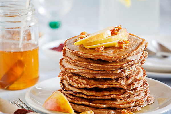 포토 JPG 해외이미지 식기 음식 포크 오렌지 과일 디저트 실내 건강 사람없음 컬러풀 갈색 노란색 검은색 식사 견과류 흰색 항아리 닫기 달콤 맛 아침식사 사과 잼 밀 유기농 브런치 꿀 채식주의자 핸드메이드 해외202004 해외포토 웰빙 컬러 컨셉 모션 곡류 내부 도자기 소스_음식 채식 파일형식 이미지허브