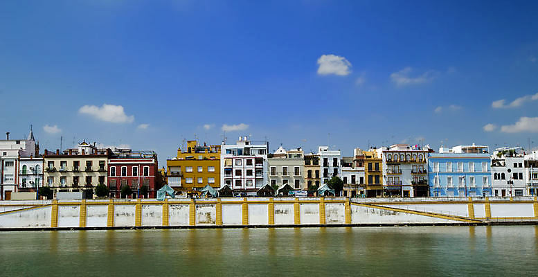 포토 JPG 해외이미지 유럽 문화 여행 건축양식 휴가 사람없음 강 여행객 탑 도시 역사 스페인 타운 스페인어 안달루시아 해외202004 해외포토 건축물 건축 나라 사람 파일형식 이미지허브