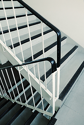 포토 JPG 해외이미지 건축양식 난간 핀란드 사람없음 내부 건물 일상 계단 금속 묘사 공동주택 옛날 못생김 해외202004 해외포토 건축물 건축 재질 북유럽 라이프 파일형식 이미지허브