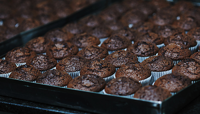 포토 JPG 해외이미지 실내 사람없음 머핀 머핀틀 초콜릿머핀 해외202004 해외포토 빵 내부 파일형식 이미지허브