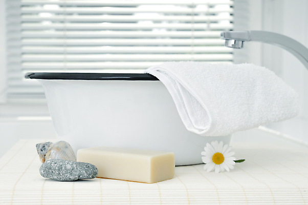 포토 JPG 해외이미지 라이프스타일 꽃 호텔 주택 건강 사람없음 내부 수건 스파 목욕 욕실 사발 고급 피부관리 복고 비누 대야 돌봄 위생관리 진짜 해외202004 해외포토 식물 컨셉 모션 숙소 관리 건물 생활 위생용품 뷰티 청결 사기그릇 파일형식 이미지허브