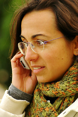 포토 JPG 해외이미지 손 여자 행복 얼굴 비즈니스 사업가 모바일 세포 대화 한명 사람 성인 금융 스마트폰 사무실 잡기 비즈니스우먼 전화기 해외202004 해외포토 직업 1 감정 모션 말하기 신체부위 경제 핸드폰 스마트기기 직장인 파일형식 이미지허브