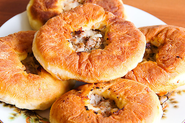 포토 JPG 해외이미지 전통 육류 사람없음 케이크 굽기 반죽 러시아인 번 스터핑 전국 페스츄리 해외202004 해외포토 서양인 빵 식재료 디저트 구이 파일형식 이미지허브