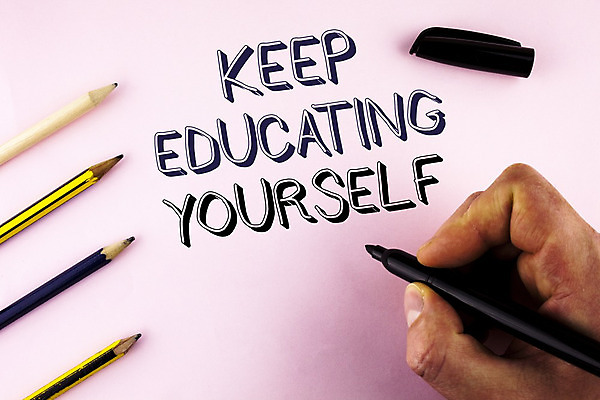 포토 JPG 해외이미지 직업 학생 교육 교실 학교 성공 수업 열쇠 사람없음 스터디 교사 정보 성장 체험 발표 가르침 강의 대학교 유지 명령 진행 개선 개발 세미나 셀프 업그레이드 온라인강의 자격증 해외202004 해외포토 컨셉 학습 증명서 파일형식 언택트 이미지허브