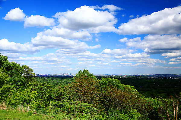 포토 JPG 해외이미지 나무 식물 구름 도로 여행 백그라운드 자연 하늘 바람 날씨 새로움 산 풍경 사람없음 야외 초록색 여름 파란색 컬러풀 태양 환경 맑음 봄 흰색 시골 신선 땅 언덕 예약 넘어짐 저지 수평선 해외202004 해외포토 자연요소 계절 길 컬러 컨셉 교통시설 모션 생태계 파일형식 이미지허브