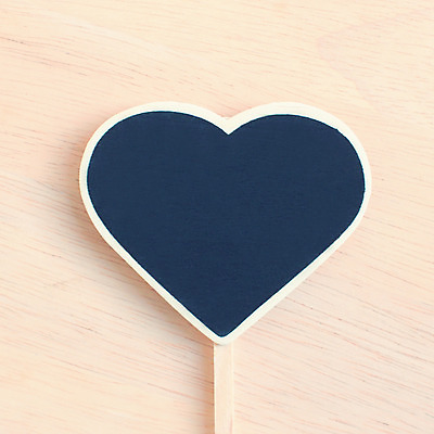 포토 JPG 해외이미지 모양 전통 기념일 백그라운드 컨셉 휴가 간판 아이디어 발렌타인데이 사랑 사람없음 목재 갈색 꼬리표 라벨 검은색 쪽지 칠판 침묵 흰색 하트 인사 신용카드 메시지 사인 복고 소셜네트워크 필터 스타일 효과 해외202004 해외포토 나무 감정 컬러 재료 데이이벤트 프레임 이벤트 금융 소리 예절 파일형식 이미지허브