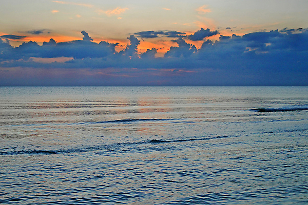 포토 JPG 해외이미지 구름 실루엣 파도 바다 여행 오렌지 자연 조류 하늘 휴가 휴식 풍경 사람없음 야외 물 파란색 빛 햇빛 태양 노란색 일출 맑음 황혼 일몰 새벽 광선 서핑 황금 수평선 해외202004 해외포토 자연요소 동물 컬러 컨셉 과일 날씨 촬영기법 노을 수상스포츠 생태계 파일형식 이미지허브