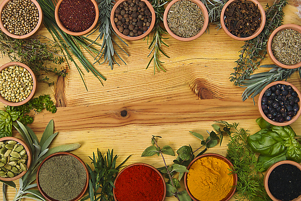 포토 JPG 해외이미지 파프리카 파슬리 사람없음 고수 맛 허브 향신료 후추 바질 라벤더 로즈메리 쪽파 딜 목판 세이지 해외202004 해외포토 식물 꽃 컨셉 채소 파 향미료 파일형식 이미지허브