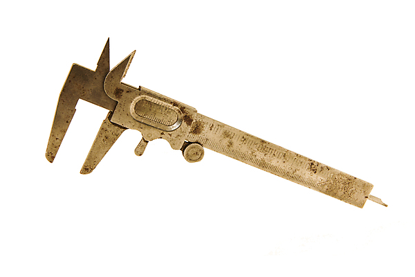 포토 JPG 해외이미지 산업 백그라운드 자 사람없음 금속 장비 흰색 기구 공구 측정 부식 게이지 고립 옛날 인치 철강 캘리퍼스 해외202004 해외포토 컬러 재질 문구용품 도구 파일형식 이미지허브