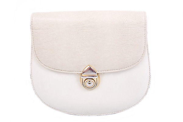 포토 JPG 해외이미지 라이프스타일 디자인 여자 가방 장신구 손잡이 선물 사람없음 쇼핑 유행 핸드백 흰색 화려 지갑 고급 우아함 가죽 피부 오브젝트 소매 고립 스트랩 철강 스타일 해외202004 해외포토 잡화 컬러 컨셉 사람 생활 신체부위 파일형식 이미지허브