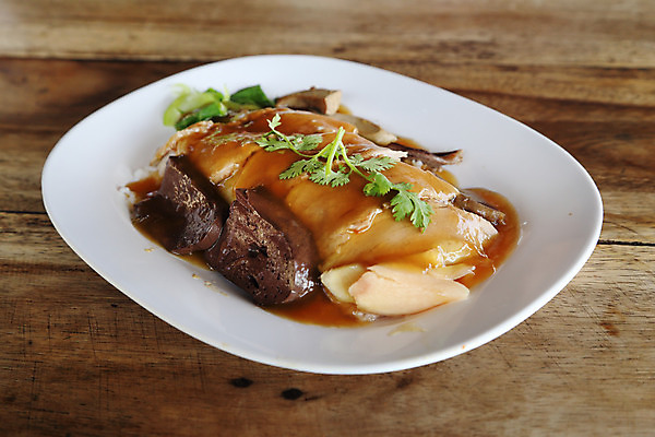 포토 JPG 해외이미지 전통 접시 아시아 문화 음식 조각 백그라운드 채소 태국 밥 오리 건강 육류 요리 동양인 사람없음 빨간색 갈색 식당 식사 저녁식사 중국 흰색 맛 그릴 아침식사 브로콜리 바비큐 굽기 메뉴 매움 슬라이스 점심식사 스타일 해외202004 해외포토 식기 나라 컬러 컨셉 식재료 조류 주방용품 인종 상점 구이 파일형식 이미지허브