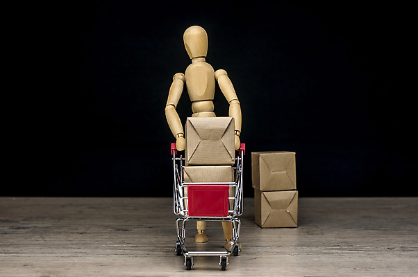 포토 JPG 해외이미지 백그라운드 이동 크리스마스 인터넷 비즈니스 포장 선물 사람 사람없음 빨간색 쇼핑 컴퓨터 상자 쌓기 바구니 상점 카트 화물 흰색 시장 구매 상품 서비스 무역 상업 패키지 질서 소매 판지 전자상거래 분배 해외202004 해외포토 기념일 산업 컬러 컨셉 모션 전자제품 운송업 예절 파일형식 이미지허브