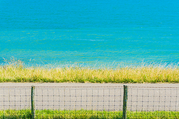 포토 JPG 해외이미지 구름 도로 길 호수 밭 농업 자연 하늘 풍경 사람없음 목재 초록색 물 여름 파란색 울타리 강 농장 시골 연못 방법 해외202004 해외포토 자연요소 나무 계절 산업 컬러 재료 교통시설 담장 생태계 파일형식 이미지허브
