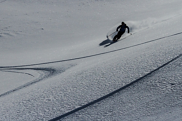 포토 JPG 해외이미지 직업 라이프스타일 남자 스포츠 이동 겨울 자연 휴가 스키 산 사람 사람없음 야외 파란색 노란색 얼음 기쁨 추위 자유 흰색 오픈 황무지 위험 시원함 가루 속도 심플 스키선수 라이더 무료 무임승차 운동가 해외202004 해외포토 자연요소 계절 감정 컬러 컨셉 겨울스포츠 운동선수 생활 승차 생태계 파일형식 이미지허브