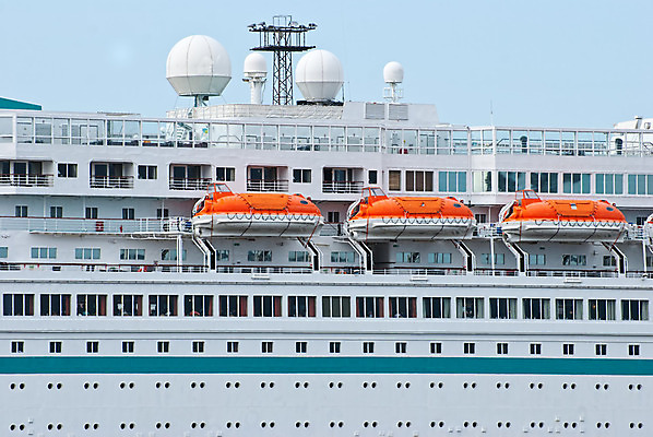 포토 JPG 해외이미지 파도 바다 여행 오렌지 교통시설 휴가 항해 안전 사람없음 물 장비 흰색 긴급 보트 구출 위험 크루즈 갑판 탈출 보안 함선 가스 sos 지원 해외202004 해외포토 자연요소 컬러 교통 컨셉 배_교통 과일 도움 시설 구조요청 파일형식 이미지허브