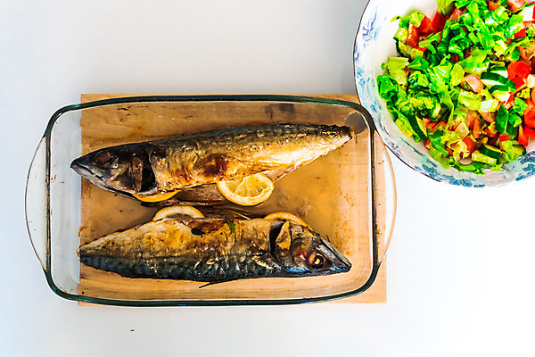 포토 JPG 해외이미지 접시 음식 다이어트 건강 어류 요리 사람없음 식사 저녁식사 튀김 흰색 신선 맛 그릴 굽기 레몬 해산물 고등어 점심식사 고립 송어 해외202004 해외포토 식기 컬러 컨셉 과일 주방용품 수중동물 구이 파일형식 이미지허브