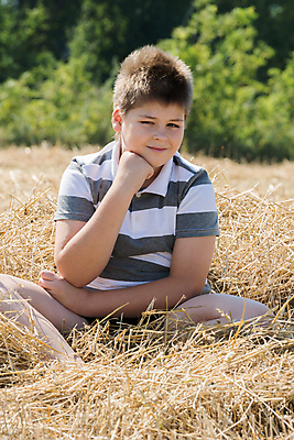 포토 JPG 해외이미지 식물 백인 1 라이프스타일 어린이 빵 컨셉 밭 자연 놀이 건강 옥수수 한명 사람 소년 야외 여름 노란색 가을 낟알 시리얼 밀 밀짚 해외202004 해외포토 서양인 계절 남자 음식 컬러 농업 곡류 생활 짚 생태계 파일형식 이미지허브