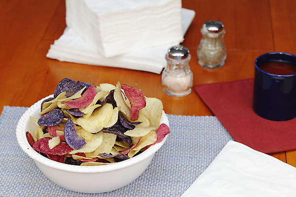 포토 JPG 해외이미지 1 음료 음식 채소 탁자 표면 휴가 사람없음 목재 컵 컬러풀 갈색 주방 축제 조미료 액체 사발 냅킨 소금 애국심 독립기념일 짠맛 해외202004 해외포토 나무 식기 기념일 컬러 가구 재료 사기그릇 맛 독립 향미료 파일형식 이미지허브