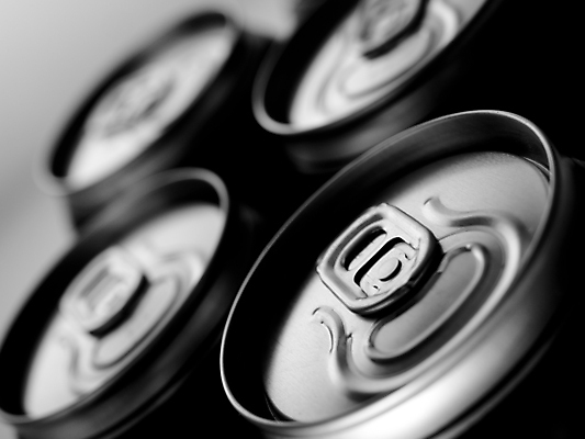 포토 JPG 해외이미지 음료 표면 맥주 사람없음 반사 금속 검은색 흰색 반지 그룹 당기기 캔 정상 컨테이너 상쾌 통조림 소다 알루미늄 해외202004 해외포토 감정 산업 컬러 장신구 모션 재질 주류 파일형식 이미지허브