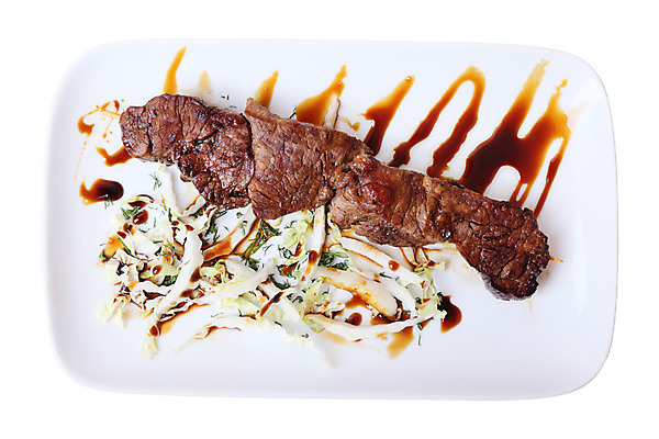 포토 JPG 해외이미지 접시 음식 조각 육류 요리 사람없음 식사 저녁식사 어둠 샐러드 흰색 신선 뜨거움 막대기 꼬치 그릴 바비큐 굽기 준비 점심식사 고립 케밥 송아지고기 해외202004 해외포토 식기 컬러 식재료 주방용품 구이 파일형식 이미지허브