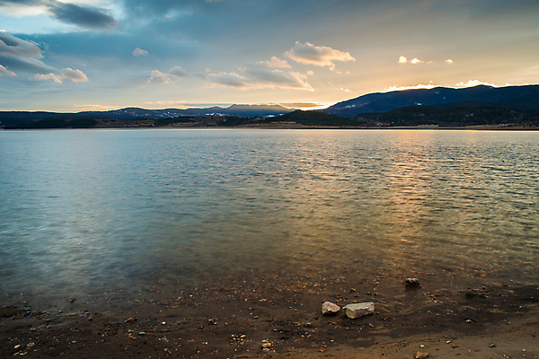 포토 JPG 해외이미지 구름 계절 호수 여행 백그라운드 오렌지 자연 벽지 하늘 아침 휴가 산 풍경 사람없음 야외 빨간색 물 여름 파란색 빛 강 햇빛 태양 반사 노란색 일출 환경 보라색 황혼 일몰 새벽 황금 야간 댐 장면 내추럴 수평선 해외202004 해외포토 주간 자연요소 공공시설 컬러 과일 노을 생태계 파일형식 이미지허브