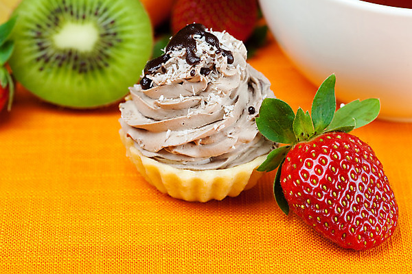 포토 JPG 해외이미지 전통 식기 접시 열매 문화 음료 음식 백그라운드 잎 오렌지 과일 자연 딸기 디저트 귤 사탕 키위 요리 사람없음 컵 세로 노란색 케이크 초콜릿 검은색 빵집 견과류 흰색 뜨거움 액체 차 달콤 맛 아침식사 잼 설탕 레몬 배고픔 컵받침 크림 젤리 마멀레이드 숙성 페스츄리 해외202004 해외포토 식물 빵 컬러 컨셉 상점 식사 소스_음식 받침대 생태계 파일형식 이미지허브