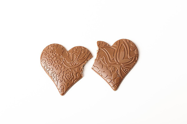 포토 JPG 해외이미지 모양 리본 음식 결혼 백그라운드 컨셉 재료 휴가 디저트 발렌타인데이 사탕 선물 사랑 사람없음 장식 빛 갈색 초콜릿 검은색 어둠 우유 흰색 하트 축하 닫기 달콤 맛 큼 유혹 설탕 심볼 열정 코코아 칭찬 카카오 해외202004 해외포토 감정 음료 컬러 모션 데이이벤트 유제품 이벤트 크기 파일형식 이미지허브