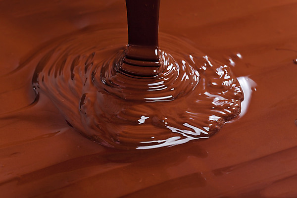 포토 JPG 해외이미지 음식 백그라운드 실내 사람없음 인테리어 갈색 과자 초콜릿 흐름 닫기 달콤 유혹 칼로리 영양분 정물화 해로움 솔깃 해외202004 해외포토 디자인 컬러 컨셉 모션 디저트 내부 맛 그림 파일형식 이미지허브