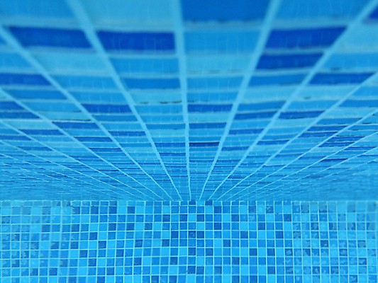 포토 JPG 해외이미지 디자인 벽 백그라운드 패턴 벽지 표면 바닥 사람없음 물 파란색 수영 목욕 도자기 타일 질감 정사각형 모자이크 그리스인 샤워실 해외202004 해외포토 자연요소 도형 서양인 컬러 무늬 청결 수상스포츠 샤워시설 파일형식 이미지허브