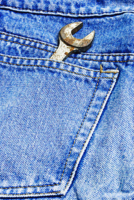 포토 JPG 해외이미지 직업 산업 가사 바지 노동자 사람없음 파란색 세트 금속 장비 공구 청바지 스패너 직물 면 업무 엔지니어 수리 주머니 유지 조작 철강 해외202004 해외포토 컬러 재질 하의 도구 작업 기술자 파일형식 이미지허브