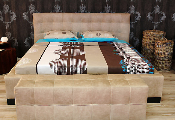 포토 JPG 해외이미지 디자인 가구 베개 침구 휴식 주택 사람없음 내부 컬러풀 침실 방 침대 잠 고급 스타일 안락 해외202004 해외포토 컬러 생활용품 컨셉 건물 파일형식 이미지허브