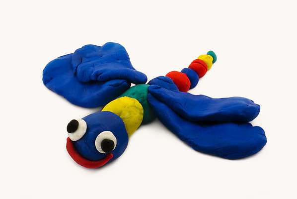 포토 JPG 해외이미지 동물 교육 어린이 곤충 날개 자연 놀이 창조 미술 사람없음 여름 반려동물 장난감 아기 잠자리 작음 오브젝트 고립 해외202004 해외포토 계절 문화예술 사람 크기 생태계 파일형식 이미지허브