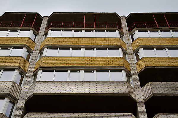 포토 JPG 해외이미지 라이프스타일 디자인 외관 여행 건축양식 창문 유리 호텔 날씨 아파트 주택 사람없음 야외 건물 도시풍경 탑 블록 회색 도시 재산 큼 맨션 장면 줄서기 진짜 콘크리트 스타일 해외202004 해외포토 건축물 건축 컬러 모션 재질 숙소 풍경 생활 금융 크기 파일형식 이미지허브