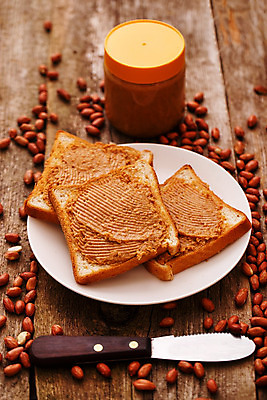 포토 JPG 해외이미지 접시 음식 빵 백그라운드 탁자 아침 주택 샌드위치 사람없음 목재 갈색 주방 저녁식사 견과류 흰색 항아리 칼 달콤 아침식사 먹기 크림 오브젝트 땅콩 버터 흙더미 내추럴 점심식사 캡모자 해외202004 해외포토 주간 나무 모자_잡화 식기 컬러 가구 재료 모션 건물 식사 흙 도자기 맛 파일형식 더미 이미지허브