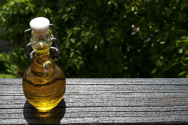 포토 JPG 해외이미지 음식 캠페인 다이어트 재료 하늘 유리병 건강 요리 사람없음 초록색 파란색 농장 노란색 주방 이탈리아 샐러드 튀김 시골 조미료 액체 황금 작음 순수 플라스크 올리브 레시피 프로듀서 해외202004 해외포토 직업 열매 유럽 컬러 컨셉 농업 병_용기 실험기구 크기 향미료 파일형식 이미지허브