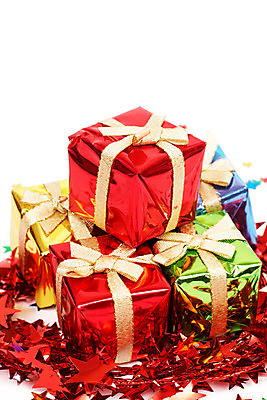 포토 JPG 해외이미지 계절 별 리본 백그라운드 크리스마스장식 크리스마스 겨울 휴가 불꽃 새해 기념 선물 사람없음 장식 빨간색 초록색 파란색 빛 상자 컬러풀 노란색 축제 흰색 축하 12월 활 고립 노엘 많음 카피스페이스 해외202004 해외포토 자연요소 기념일 컬러 컨셉 불 공백 날짜 파일형식 이미지허브