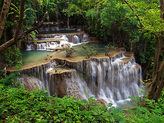 포토 JPG 해외이미지 나무 식물 공원 아시아 여행 잎 태국 자연 조류 산 동양인 풍경 사람없음 야외 물 환경 폭포 젖음 흐름 바위 신선 4 개울 숲 즐거움 층 내추럴 전국 현재 해외202004 해외포토 자연요소 동물 공공시설 감정 나라 컨셉 인종 강 숫자 돌_바위 생태계 파일형식 이미지허브