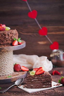 포토 JPG 해외이미지 접시 열매 커피 음식 조각 결혼 백그라운드 과일 재료 부분 딸기 디저트 발렌타인데이 사탕 요리 사람없음 목재 장식 빨간색 초록색 갈색 케이크 초콜릿 식사 빵집 흰색 하트 신선 생일 사발 달콤 맛 설탕 자르기 굽기 민트 크림 코코아 블랙베리 나폴레옹 브라우니 페스츄리 핸드메이드 프로스팅 해외202004 해외포토 모양 나무 식물 식기 기념일 음료 빵 컬러 컨셉 모션 데이이벤트 이벤트 상점 사기그릇 구이 허브 제빵 파일형식 이미지허브