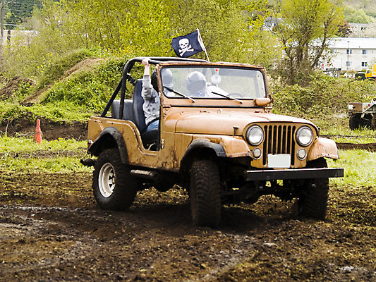 포토 JPG 해외이미지 도로 스포츠 포즈 모션 자동차 이벤트 사람없음 경쟁 운전 게임 레이싱 강의 속도 먼지 진흙 짐차 대회 과속 선로 자동 해외202004 해외포토 길 육상교통 컨셉 교통시설 놀이 시합 파일형식 이미지허브