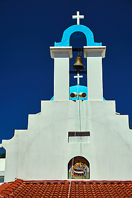 포토 JPG 해외이미지 전통 유럽 종교 밧줄 십자가 지붕 사람없음 건물 종 타일 그리스 종탑 해외202004 해외포토 건축물 나라 줄 탑 파일형식 이미지허브