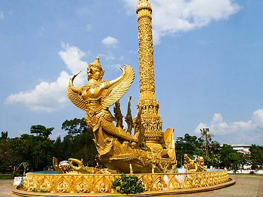 포토 JPG 해외이미지 나무 구름 전통 디자인 공원 아시아 종교 문화 선 여행 백그라운드 불교 오렌지 건축양식 태국 하늘 휴가 미술 동양인 사람없음 야외 컬러풀 노란색 머리 축제 흰색 축하 사찰 보트 역사 황금 고급 묘사 장면 천연기념물 해외202004 해외포토 자연요소 식물 공공시설 건축 나라 컬러 컨셉 배_교통 과일 종교건축 문화예술 인종 신체부위 파일형식 이미지허브
