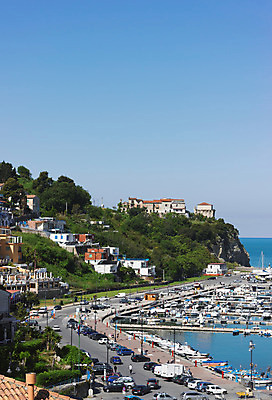 포토 JPG 해외이미지 유럽 바다 낚시 사람없음 물 이탈리아 만 보트 가장자리 지중해 포트 해외202004 해외포토 자연요소 나라 배_교통 레저 둘레 파일형식 이미지허브