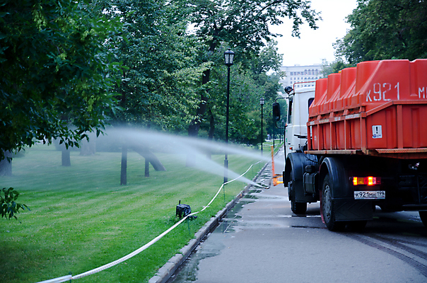 포토 JPG 해외이미지 잔디 사람없음 물 정원 물주기 해외202004 해외포토 자연요소 식물 모션 파일형식 이미지허브