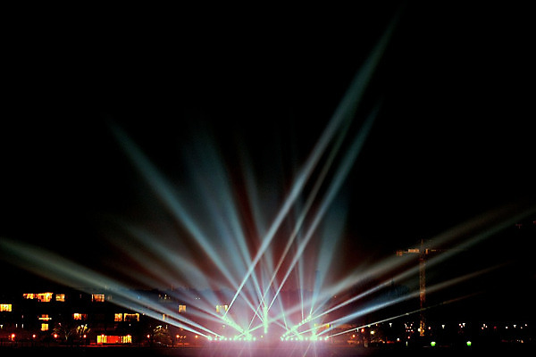 포토 JPG 해외이미지 여행 백그라운드 하늘 사람없음 건물 물 파란색 빛 강 도시풍경 컬러풀 여행객 산책로 신선 도시 야간 가득함 호기심 쇼 북쪽 폭설 해외202004 해외포토 자연요소 건축물 감정 길 컬러 컨셉 눈_날씨 사람 풍경 자연재해 방향 파일형식 이미지허브